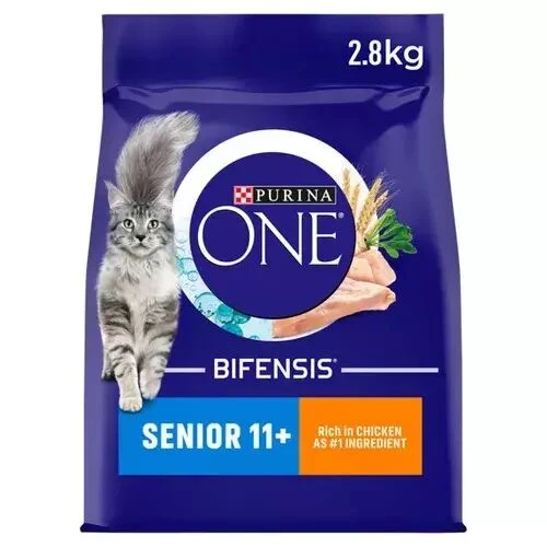 Purina One 11+ Senior Dry Cat Food With Chicken And Wholegrain 2.8kg