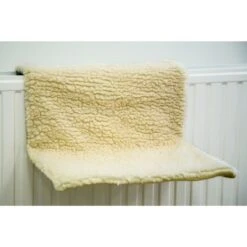 Beeztees Radiator Bed Fleece Cream 46x31x24cm